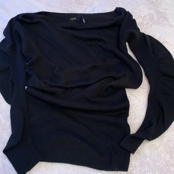 Sweater - Picture 5 of 5